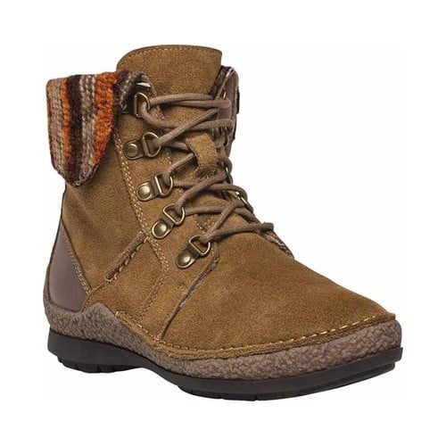 dayna hiking boot