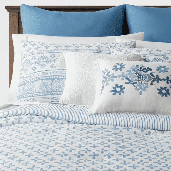 8 Piece Queen Floral Comforter Set Percale Cotton Blend Bedding Set Light Blue