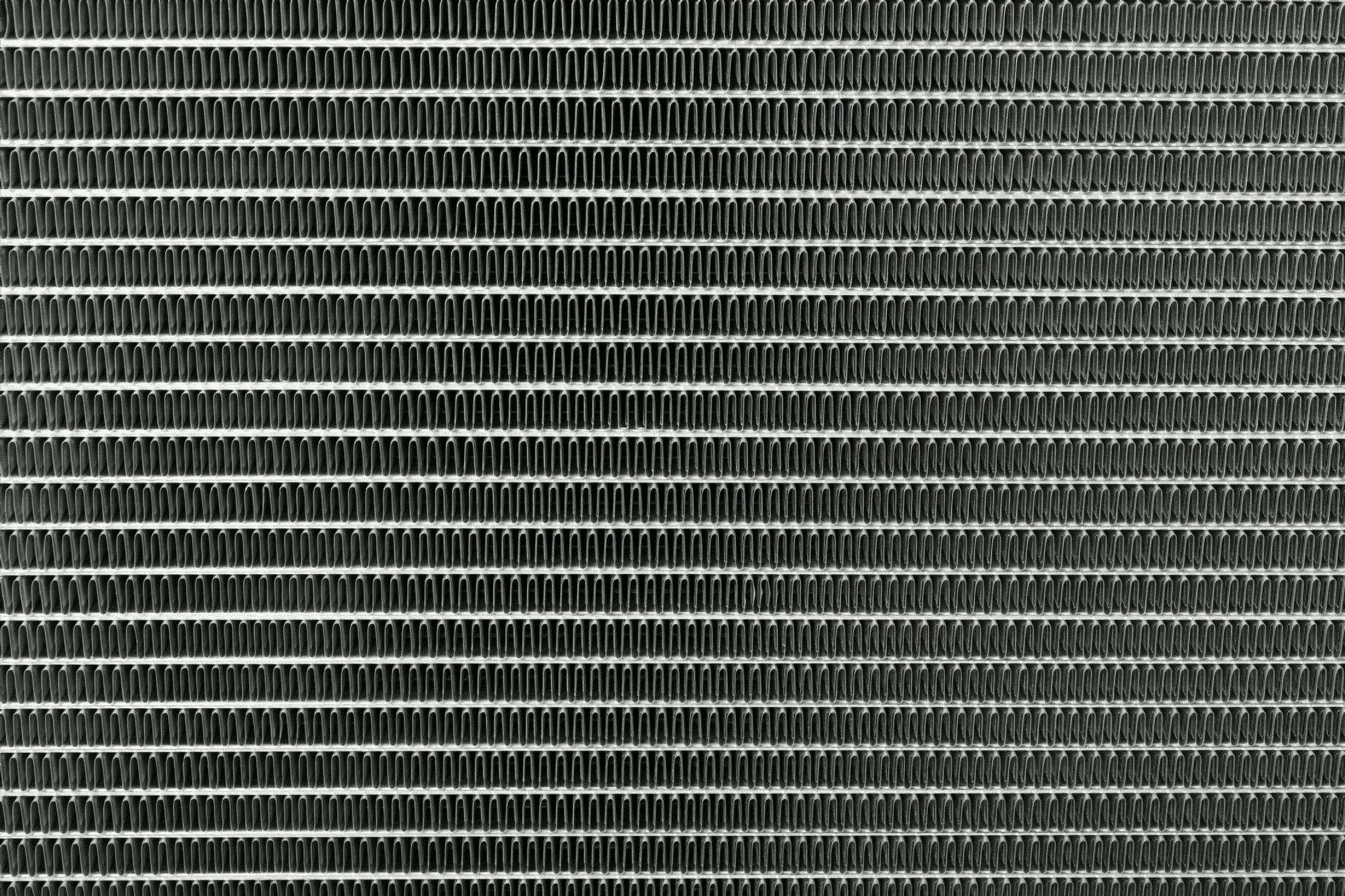 3 Row Radiator for 1988-2000 Chevy/GMC C/K 1500 2500 3500 Tahoe Yukon