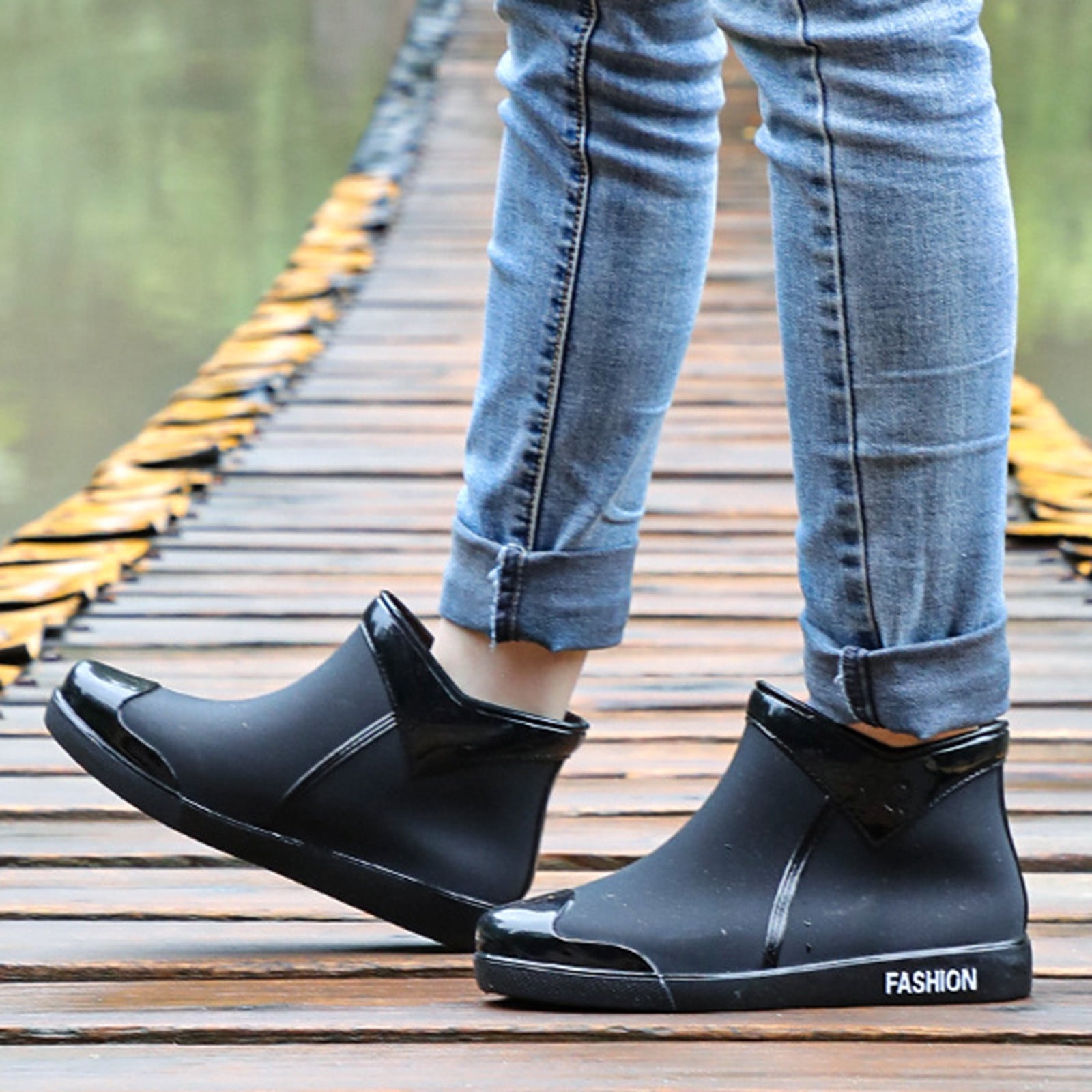 2025 Ladies Short Rain Boots Overshoes Rain Boots Waterproof Garden Shoes Non Dog Shoes Men Ladies Comfortable insole Lightweight Ankle Rain