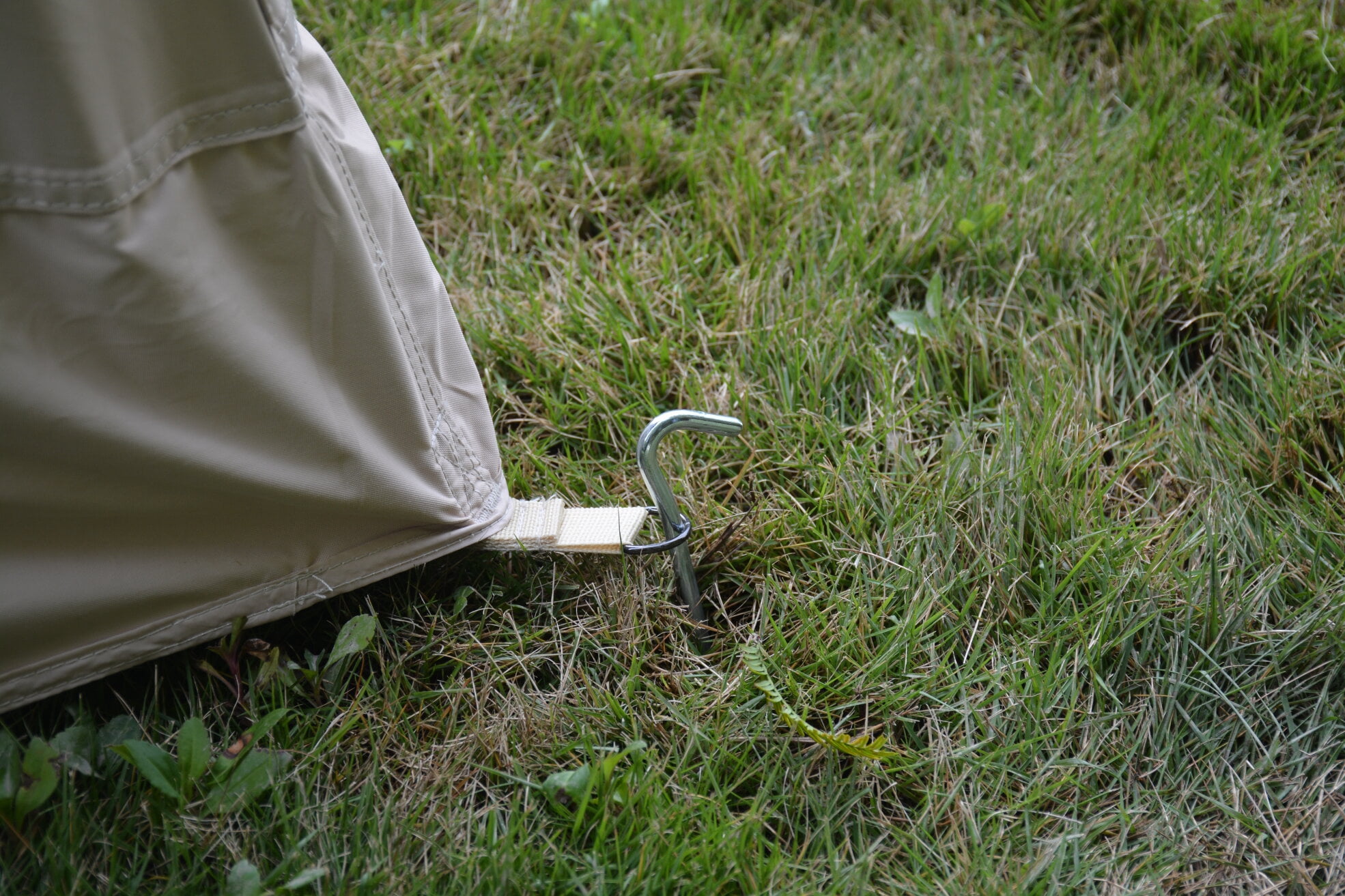 9.8×13ft Canopy Inflatable Camping Tent with Hand Pump, Waterproof Windproof Easy Setup Air Glamping Tent, for Glamping, Beige