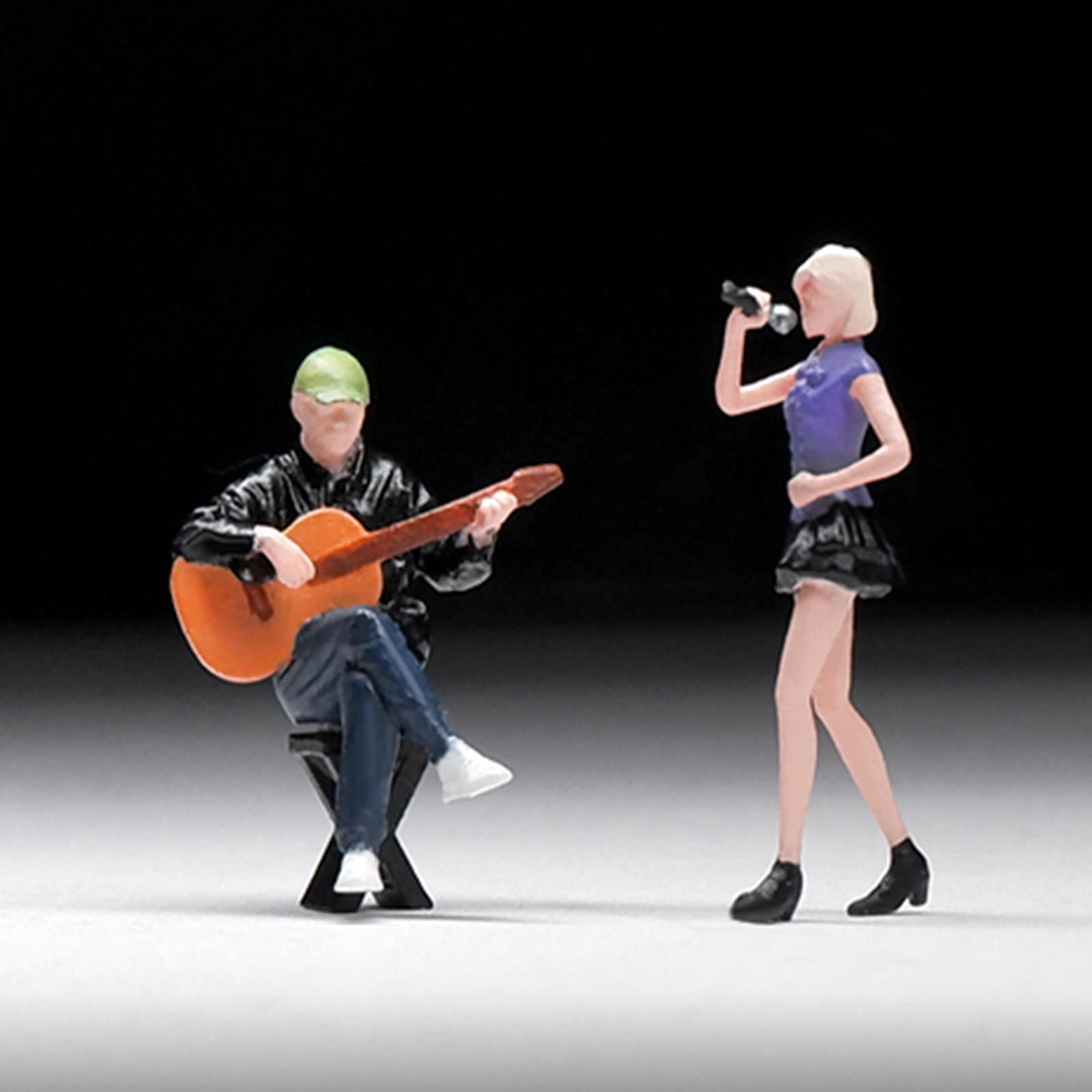 LeeQinersw 1:64 Simulation Guitarist and Singer Figures Collection Hand Painted Sand Table