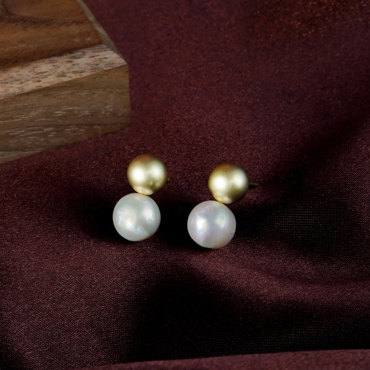 Baroque Pearl Earrings Double Balls Stud Earrings 2 Pearl Fashionable Elegant Earrings for Wedding Gift  for Women