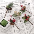 thumbnail image 3 of Bienvenido Arreglo Floral Navideño, 20 Piezas, Piñas Artificiales, Tallos de Bayas, Decoración, Ramos, Ver Imagen, 3 of 5