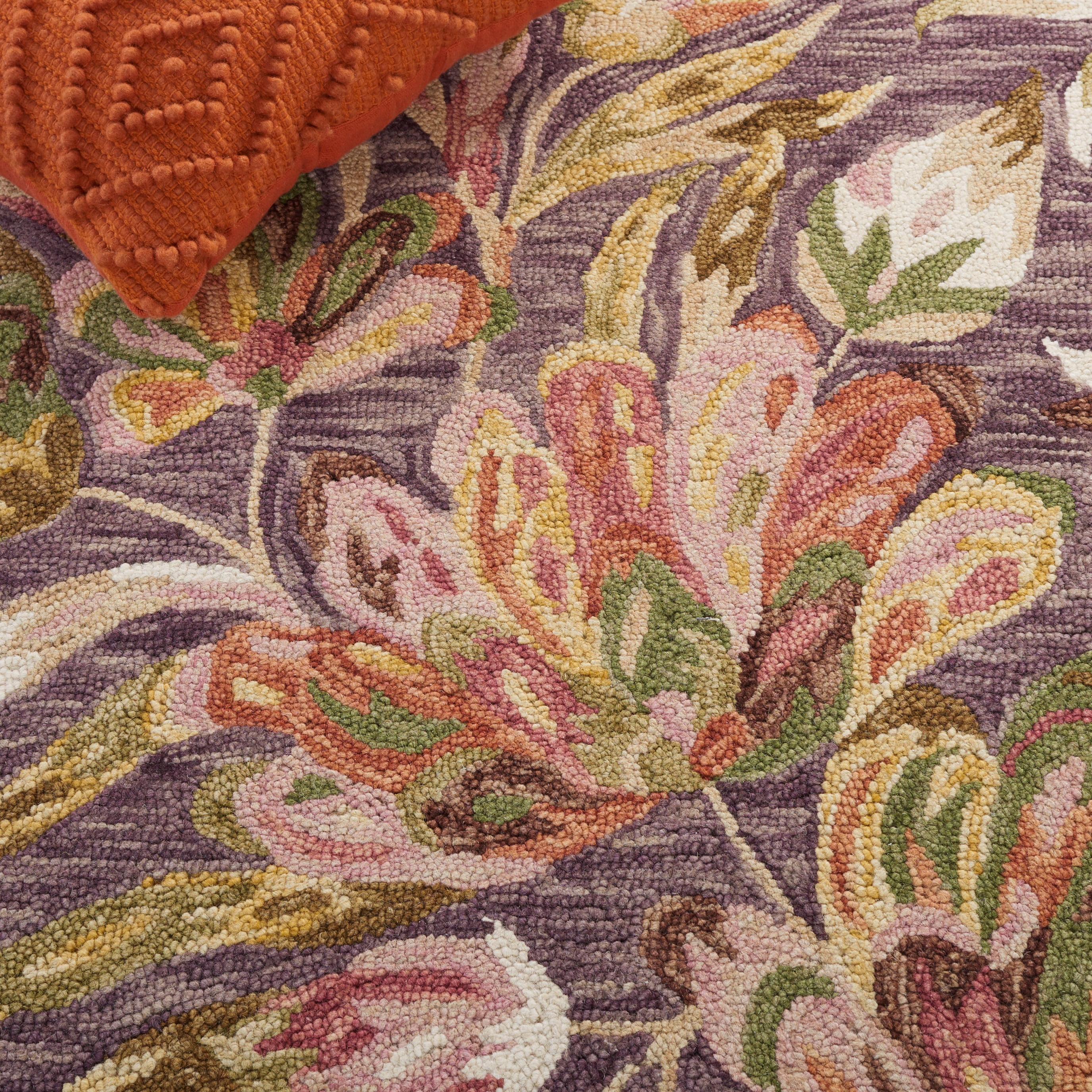 SAFAVIEH Blossom Tobias Floral Area Rug, Purple/Sage, 6' x 6' Square