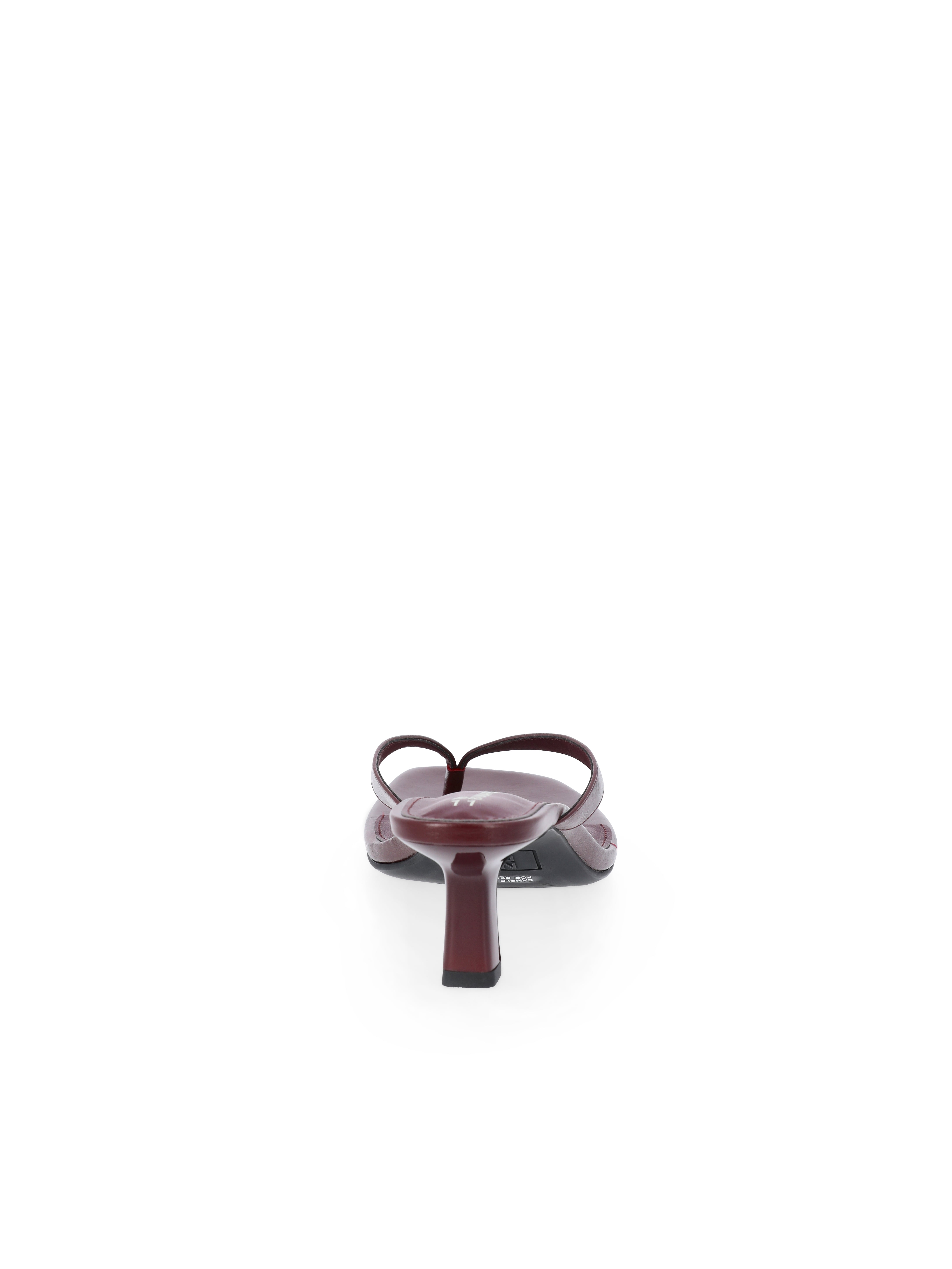 No Boundaries Women's Kitten Heel Thong Sandals