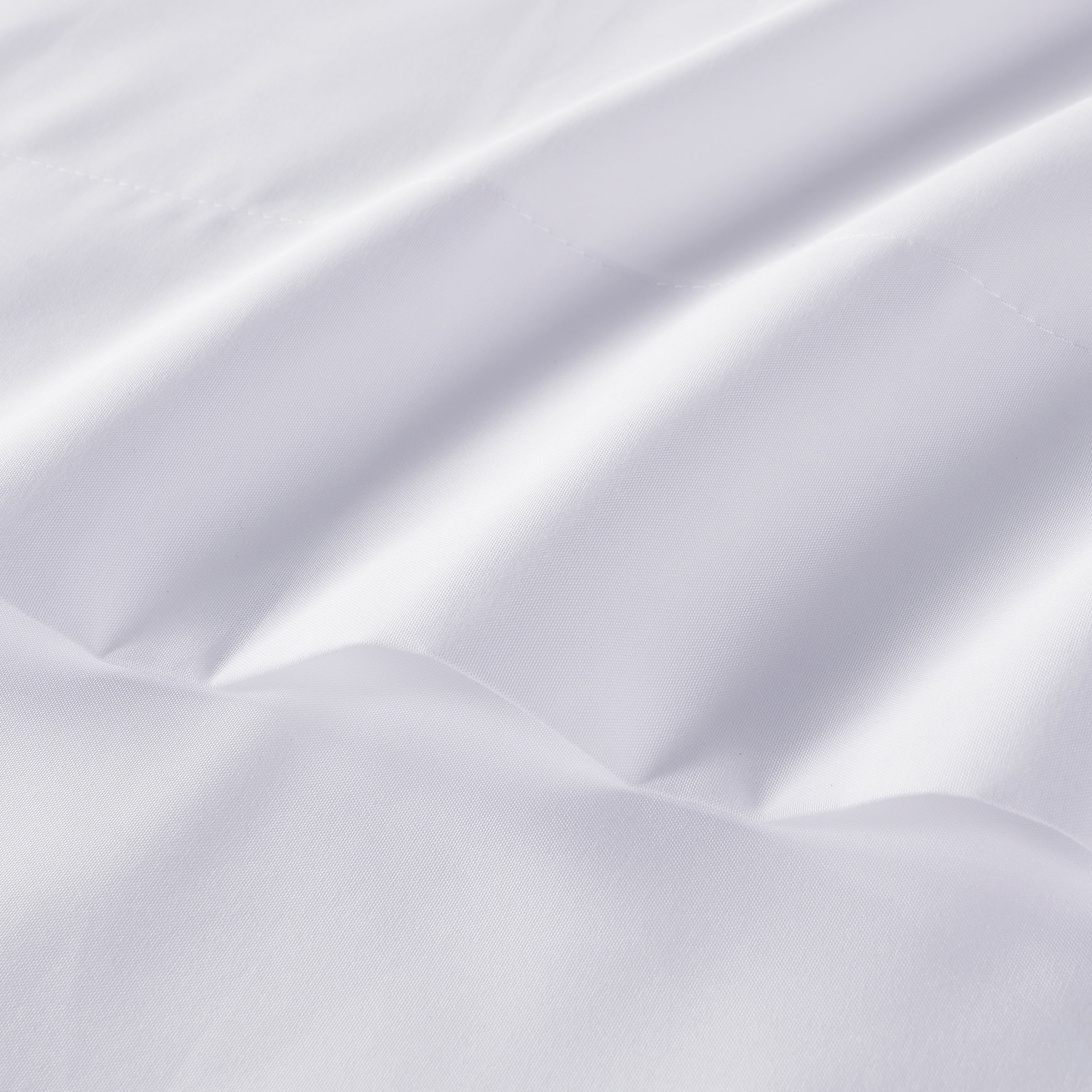 Mainstays Super Soft High Quality Brushed Microfiber Bed Sheet Set, King, Arctic White, 4 Piece
