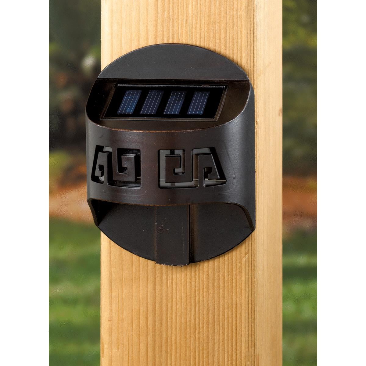 Deckorators Solar Deck Light