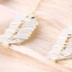 thumbnail image 4 of Clips de 140 piezas Clips para pelucas Clips a presión en forma de U Clips de repuesto de metal de hierro Clips de peine para extensiones pelucas-beige, 4 of 5