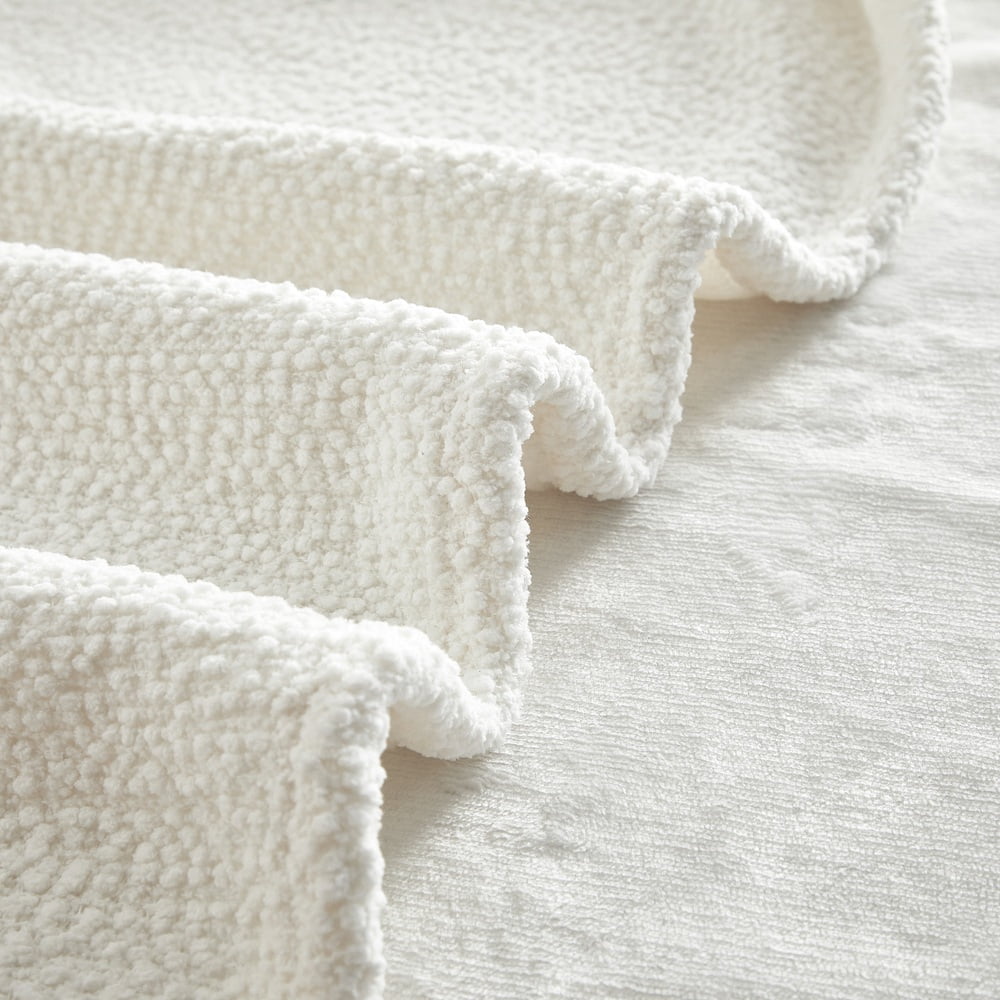 Mainstays Reversible Cozy Boucle Chenille Plush Throw, Vanilla 50" x 70"