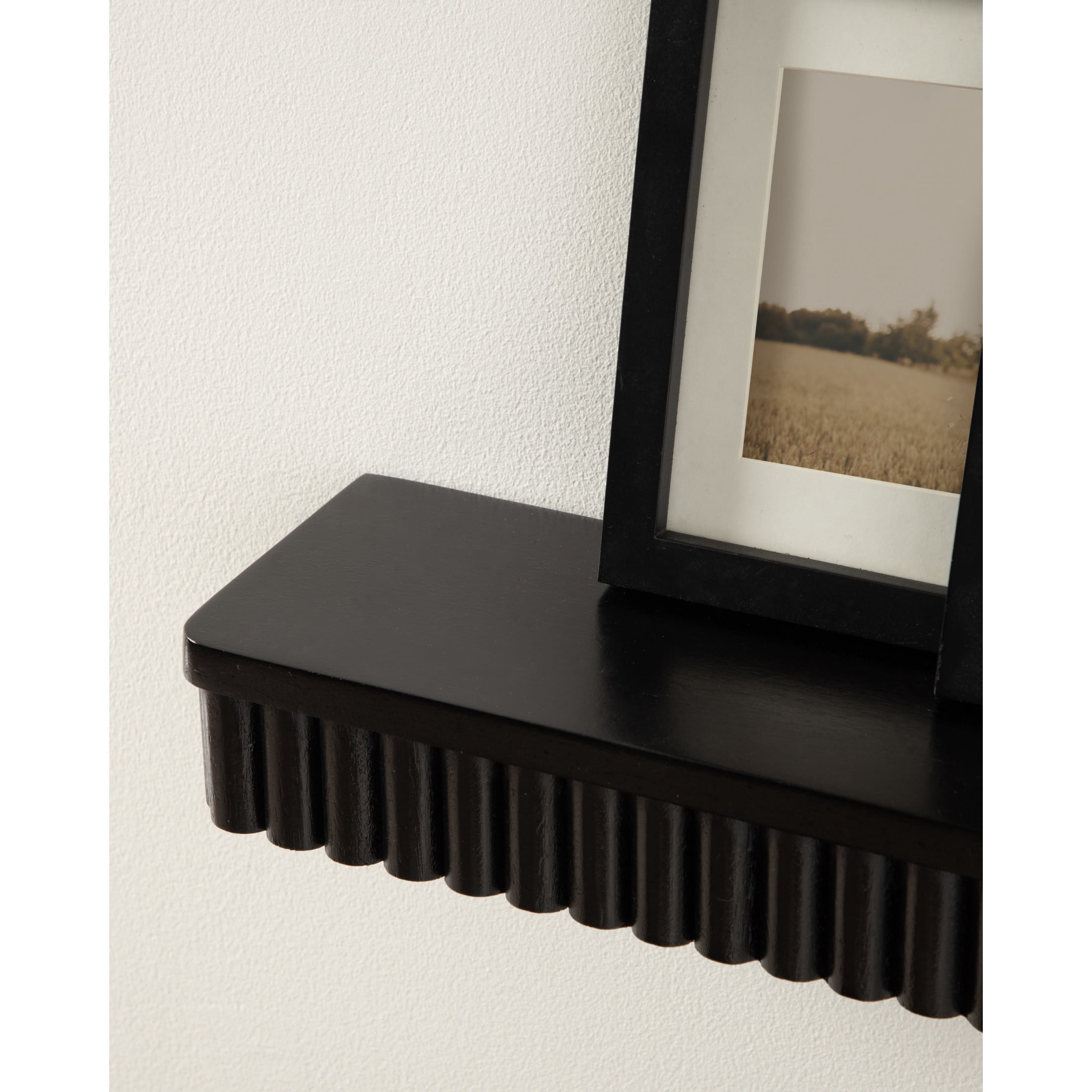 Kate and Laurel Reid Modern Ribbed Wood Floating Shelves, Set of 2, 20 Inches, Black, Decorative Floating Shelf Set for Use as Cute Nursery Book Shelves or Living Room Gallery Wall Decor