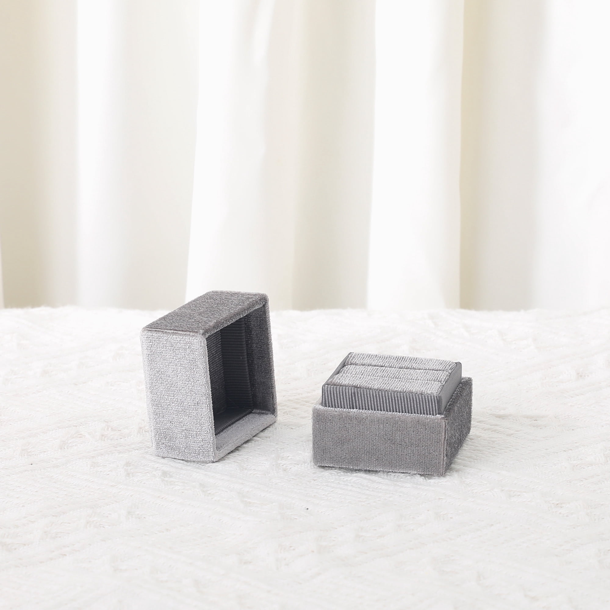Unique Bargains Velvet Square Ring Box Storage for Proposal Light Gray