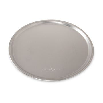 Traditional Pizza (Nordic Ware Naturals® 14