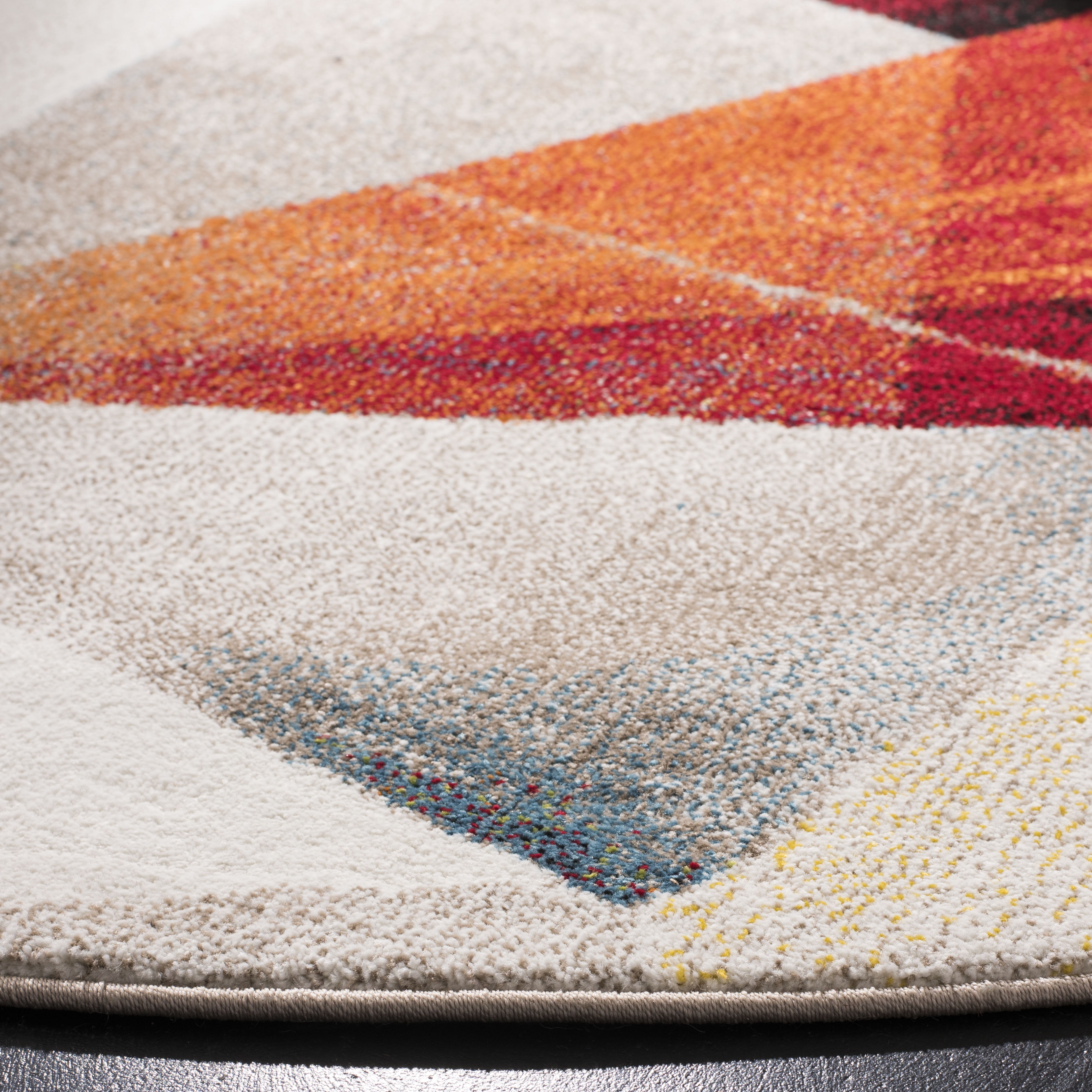 SAFAVIEH Porcello Karenza Geometric Area Rug, Light Grey/Orange, 8' x 8' Round