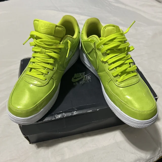Ni - ke Ni - ke Air Force 1 '07 LV8 Volt Sneakers AJ9505-300 Mens Size 11