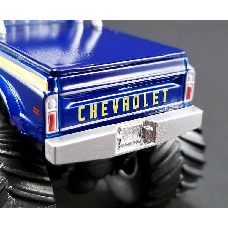 Greenlight Acme Exclusive 1970 Chevrolet K-10 Goodyear Greenlight Acme Exclusive 1970 Chevrolet K-10 Goodyear