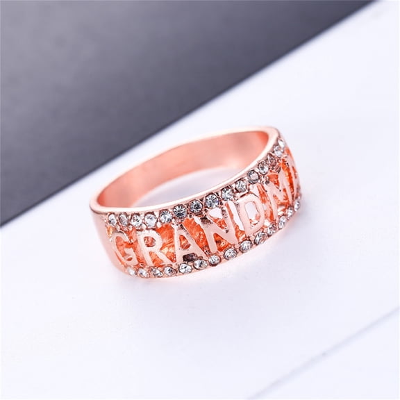 FENGGHAO Mothers Day GRANDMA Alphabet Ring Gold Tone Creative Love Finger Ring Size 10 Fashion Jewelry Gift for Grandma
