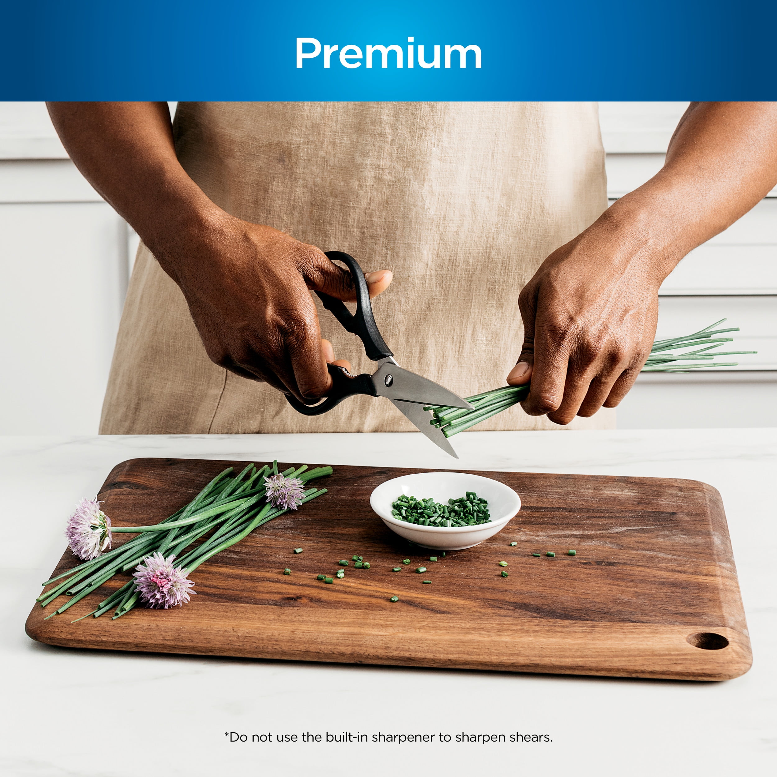 Ninja Foodi NeverDull Premium 17-Piece Knife Set with Built-in Sharpener