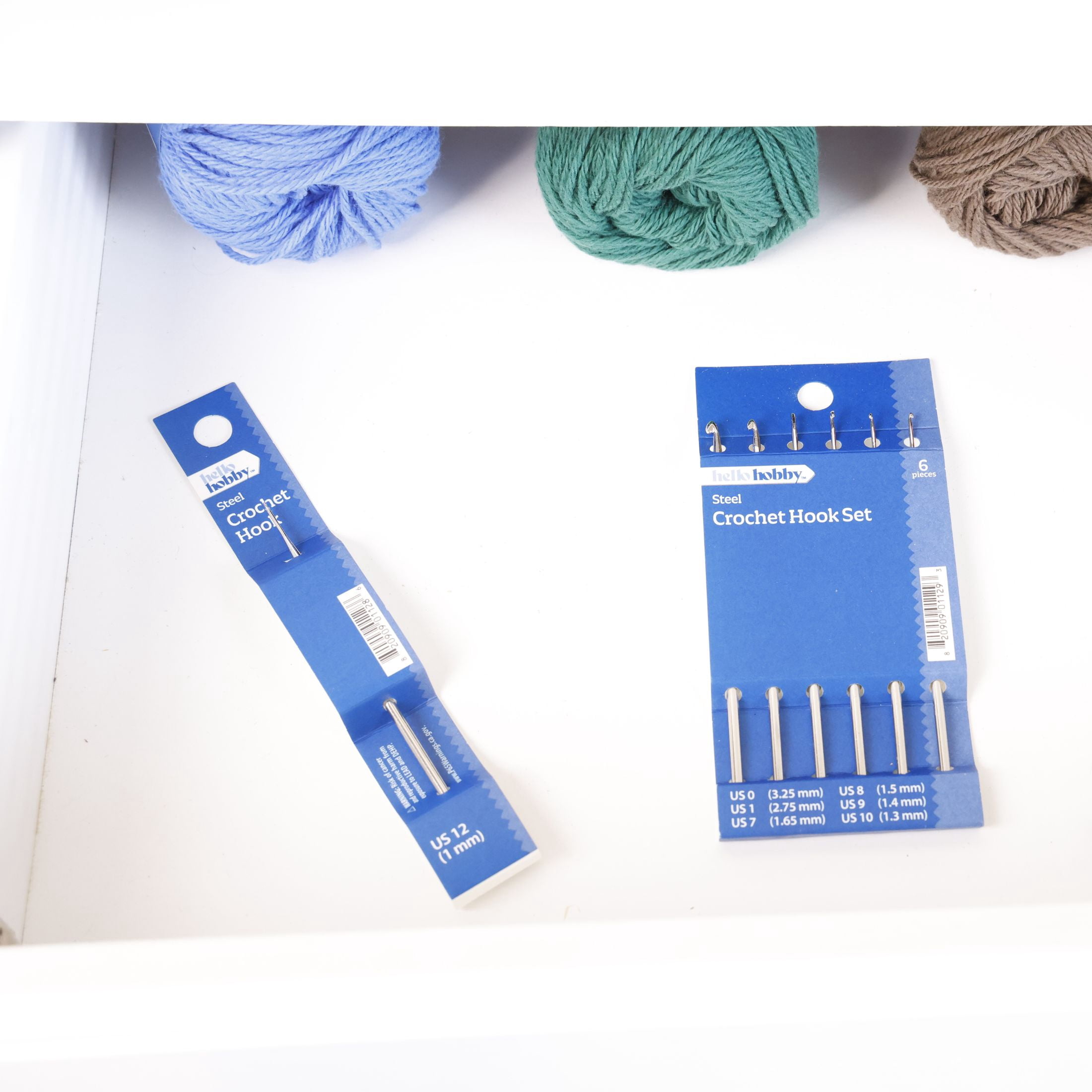 Hello Hobby Steel Crochet Hooks, Sizes 0, 1, and 7-10, 6-Piece Set