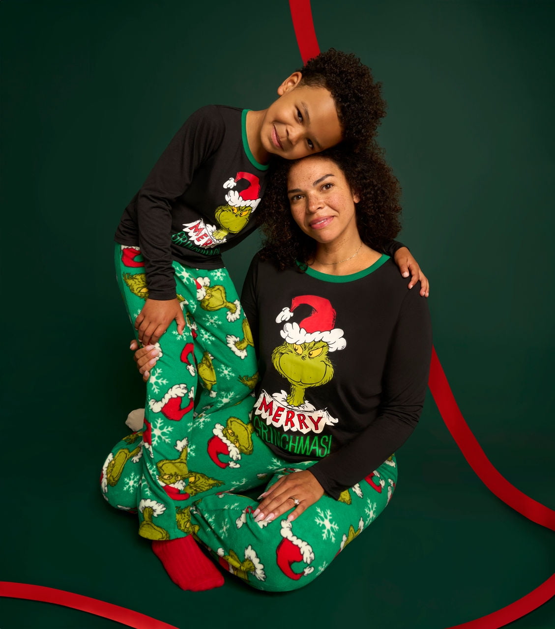 Dr. Seuss Merry Grinchmas Matching Family Pajama Set, 2-Piece, Men's