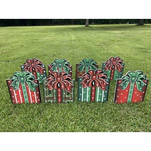 Christmas Present with Full Bow Yard Art 22" Tall