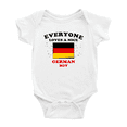 thumbnail image 1 of Tout le Monde Aime un Beau Garçon Allemand Cache-Couche pour Bébé Cache-Couches pour Bébé, 1 of 5