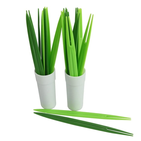 20 PCS Cute Green Bamboo Leaf Plastic Food Toothpicks, Reusable Bamboo Leaf Shape Toothpicks for Appetizers, Fruits and Teeth Cleaning Handmade Food Picks Cocktail Skewer Party Supplies, Green