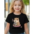 thumbnail image 1 of Adorable camiseta de algodón con dibujo de capibara para niña. Estampado gráfico "Capy Bara". Cómoda camiseta de manga corta con cuello redondo, roja con un simpático diseño de nutria. Perfecta., 1 of 5