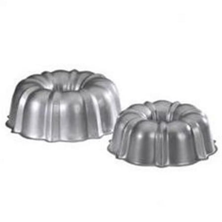 Nordic Ware 51000 6 & 12 Cup Formed Bundt Pan Set
