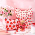 thumbnail image 4 of Set de regalo Bulyou Strawberry con vasos de vidrio de 473 ml con tapas, 4 of 6