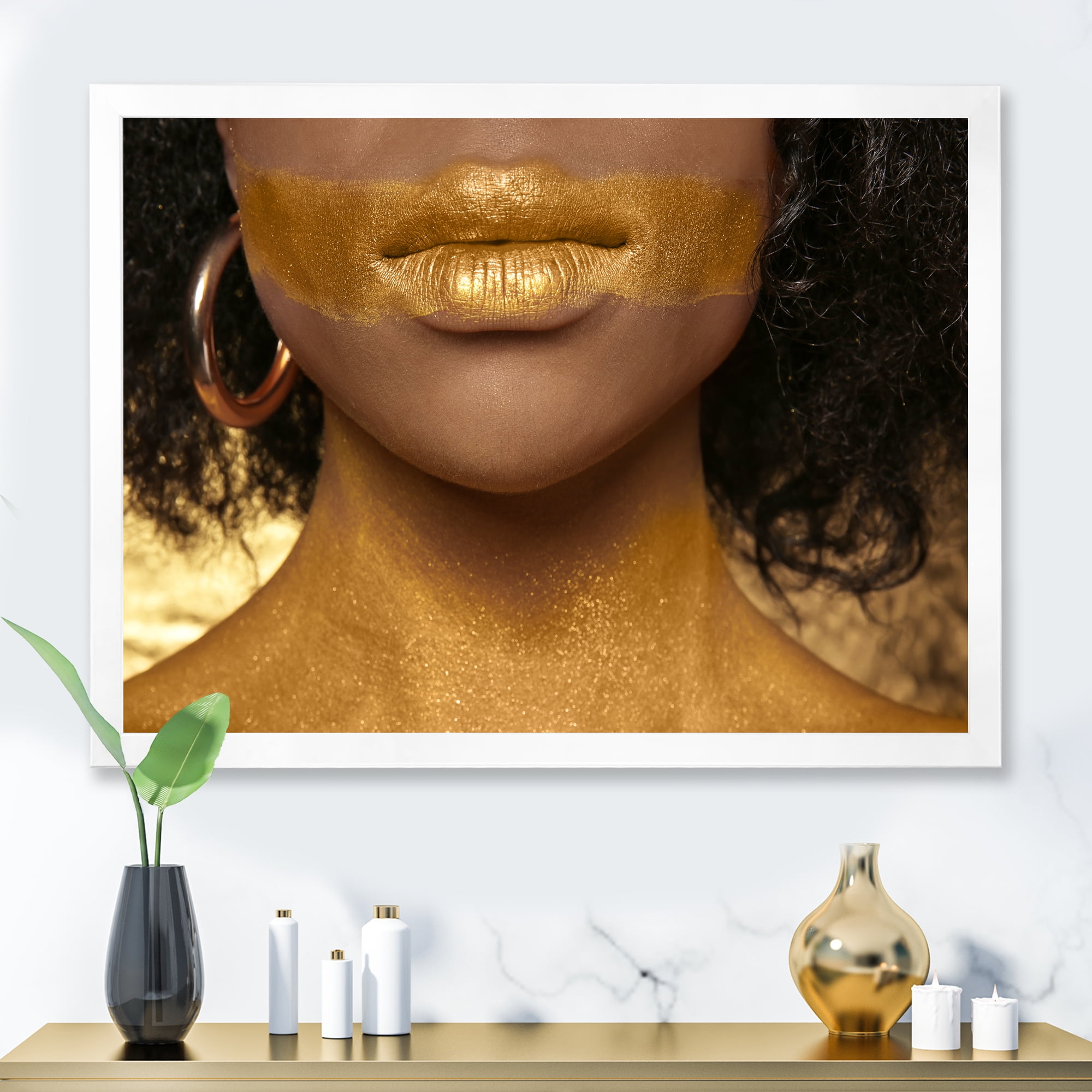 Designart 'Afro American Girl With Golden Paint on Body' Modern Framed Art Print