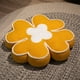 thumbnail image 1 of Cojín de terciopelo de 4 hojas - 40x40x6cm - Almohada suave y de soporte para sofá, sillón, suelo - blanco, marrón, rosa, naranja, amarillo, verde, 1 of 6