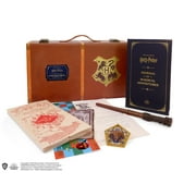 Harry Potter: Hogwarts Trunk Collectible Set (Kit)