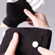 thumbnail image 4 of Guantes de dedo con luces LED parpadeantes de colores brillantes, regalos para niños, juguetes divertidos y geniales para niños y niñas., 4 of 8