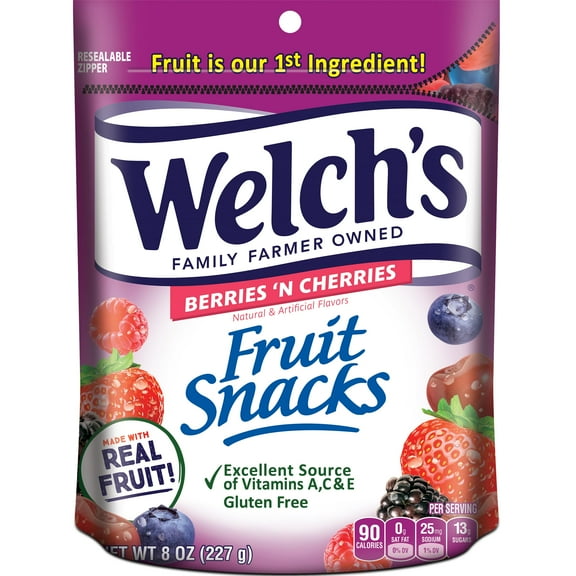Welch's Fruit Snacks, Berries 'N MDA05 Cherries, Perfect for Sharing, Bulk Bag, 8 oz (Pack of 1)