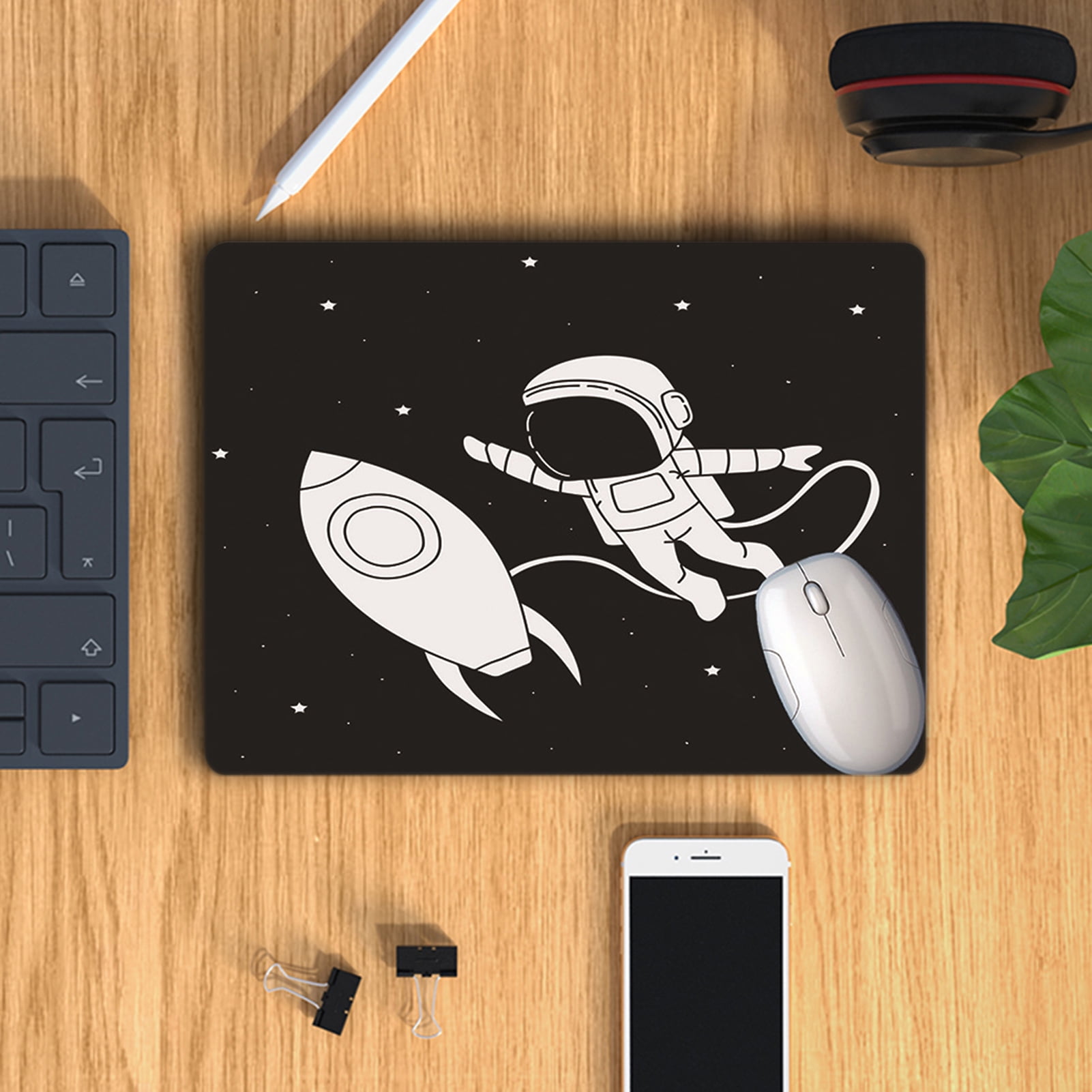 QDJZ Mouse Pad Ultra-thin Anti-slip Rubber Cartoon Space Astronaut Desk  Gaming Mousepad for Laptop - Walmart.com, image size:1601x1601