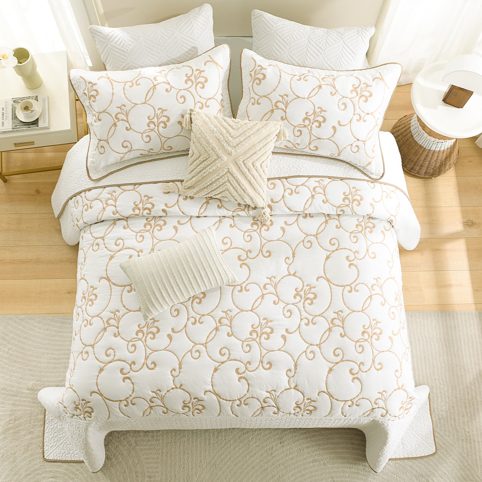 DDUOXIN 100% Cotton 120x120 Bedspread King Size - Gold Beige/White Floral Reversible California King Bedspreads for Bed, Lightweight Elegant Vintage Cal Oversized King Quilts Bedding Set, 3 Piece