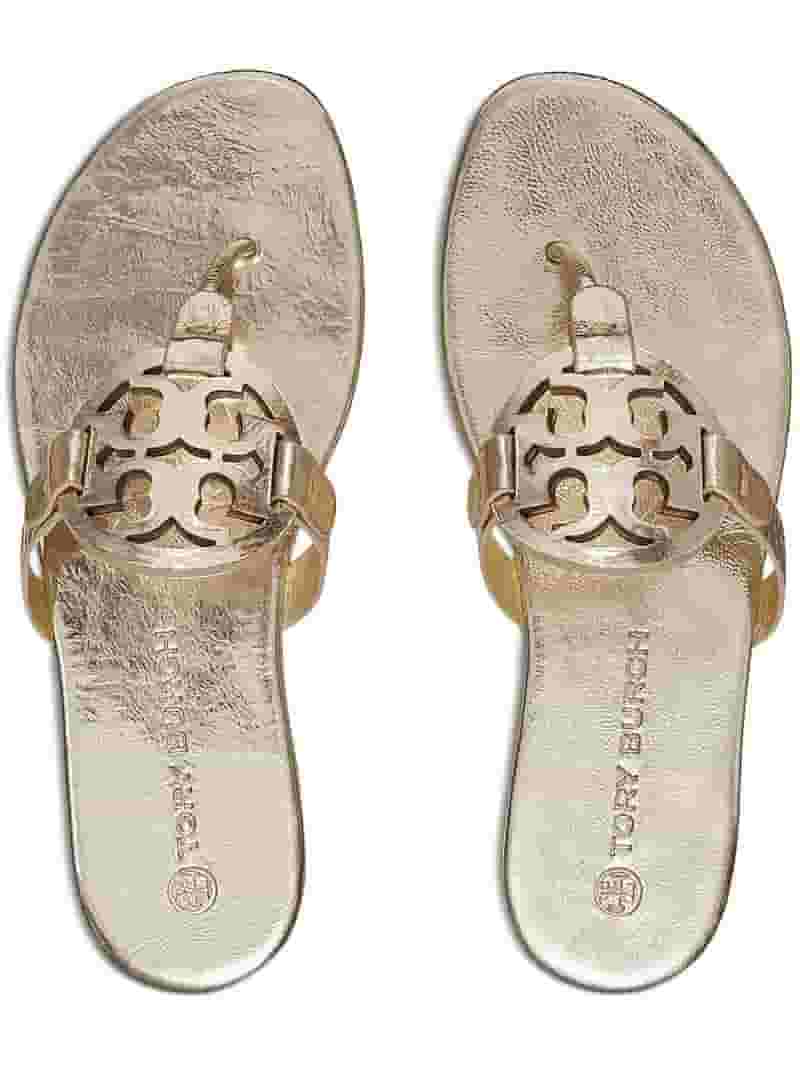 サンダル・ミュール TORY BURCH Gold Leather Miller Thong Slippers Tory Burch Miller Soft Women's Metallic Leather Memory Foam