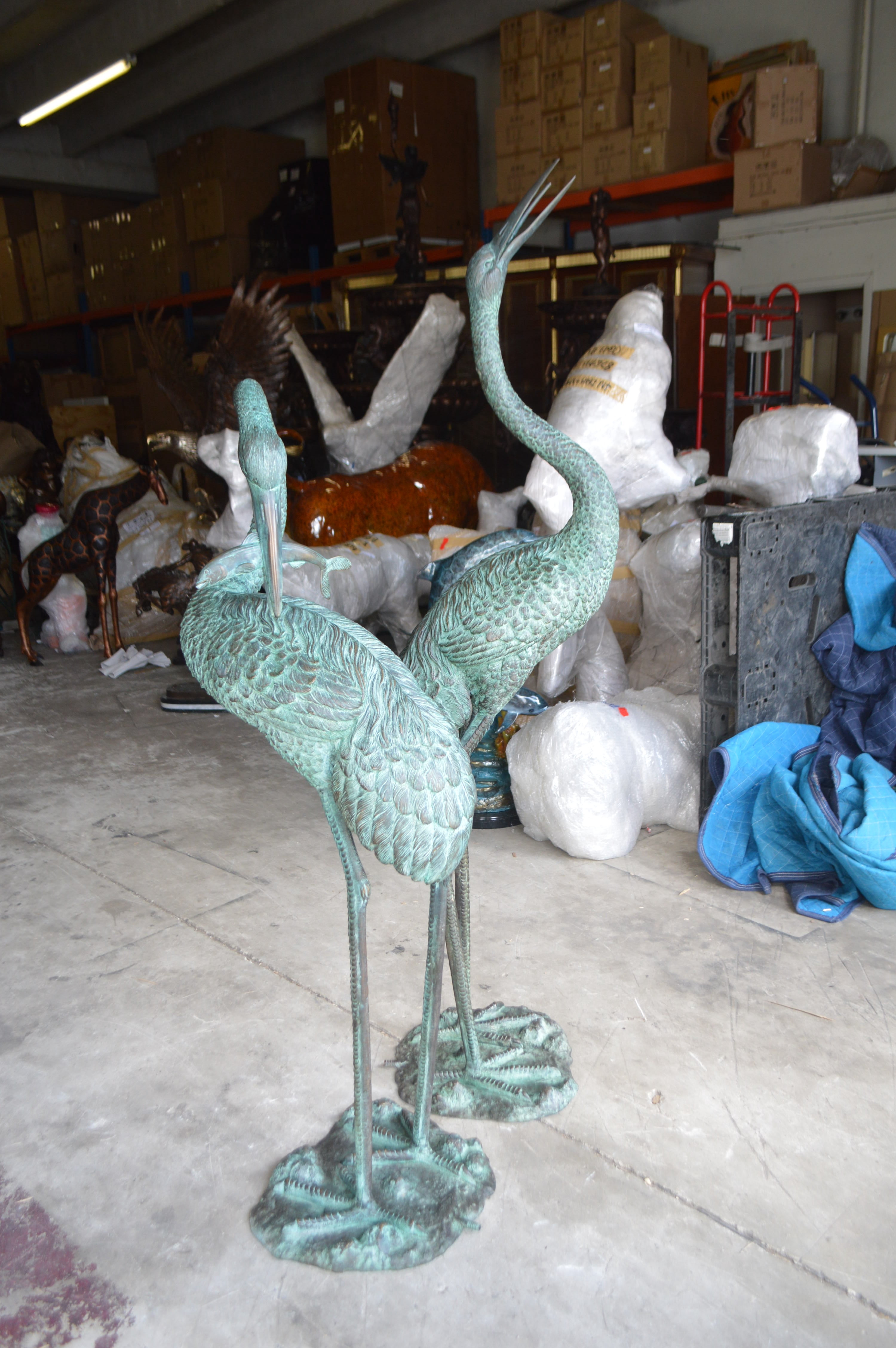 Nifao 52" Animals & Insects Crane Garden Statues, Weatherproof