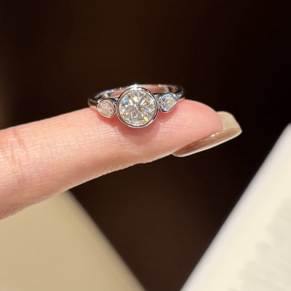 Apaison 1 Carat 6.5mm Moissanites Eternity Wedding Rings for Women - Bridal Engagement 925 Sterling Silver Anniversary Jewelry Gift