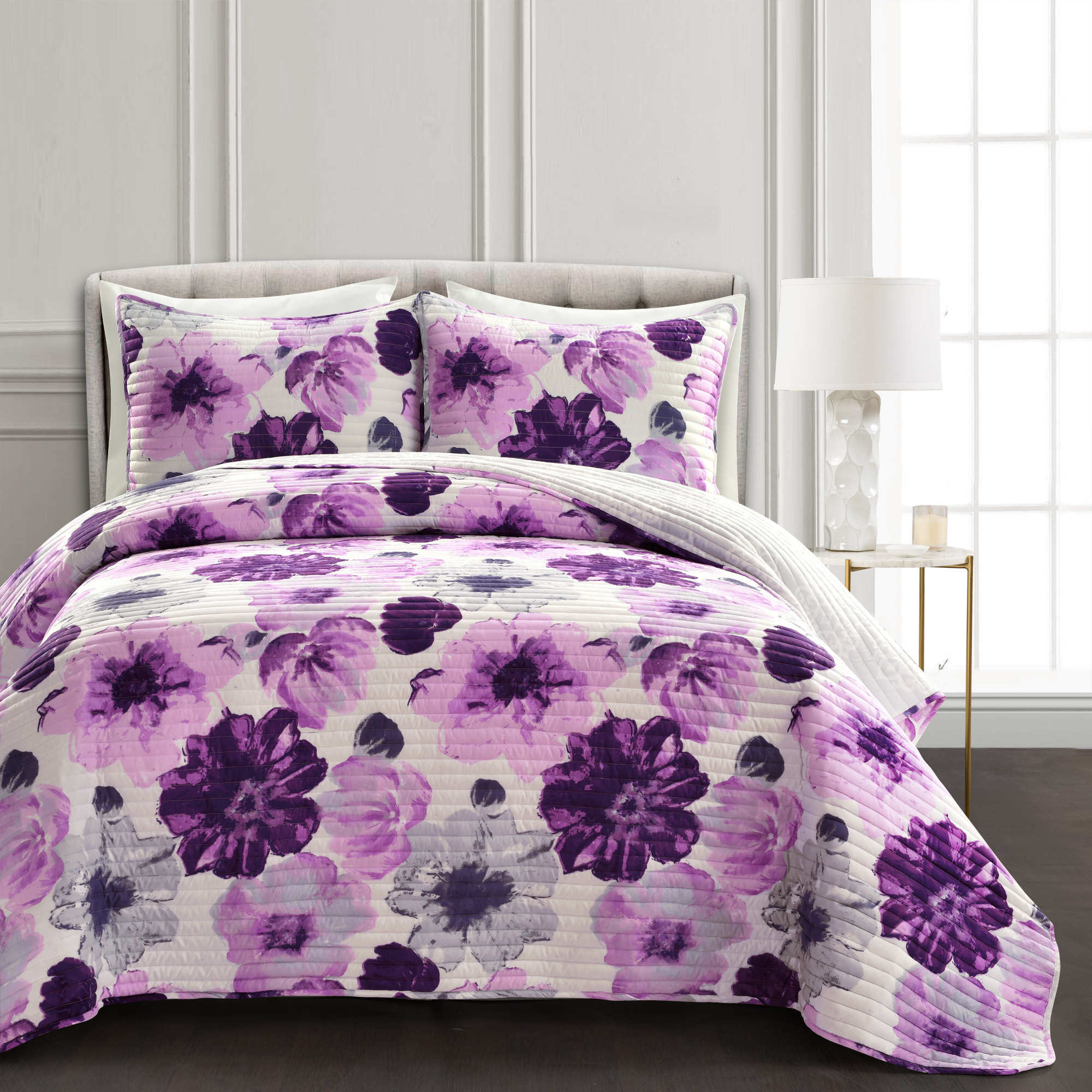 Lush Decor Leah Floral Print Soft Microfiber Reversible Quilt, Full