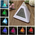 thumbnail image 2 of Reloj despertador triangular Miuline con pantalla LED digital, luz nocturna, calendario con 7 colores cambiantes, termómetro y flash colorido., 2 of 8