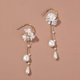 thumbnail image 4 of Pendientes colgantes de flores acrílicas blancas con borlas de aleación acrílica para mujer, tendencia de moda 2023, A17, 4 of 5