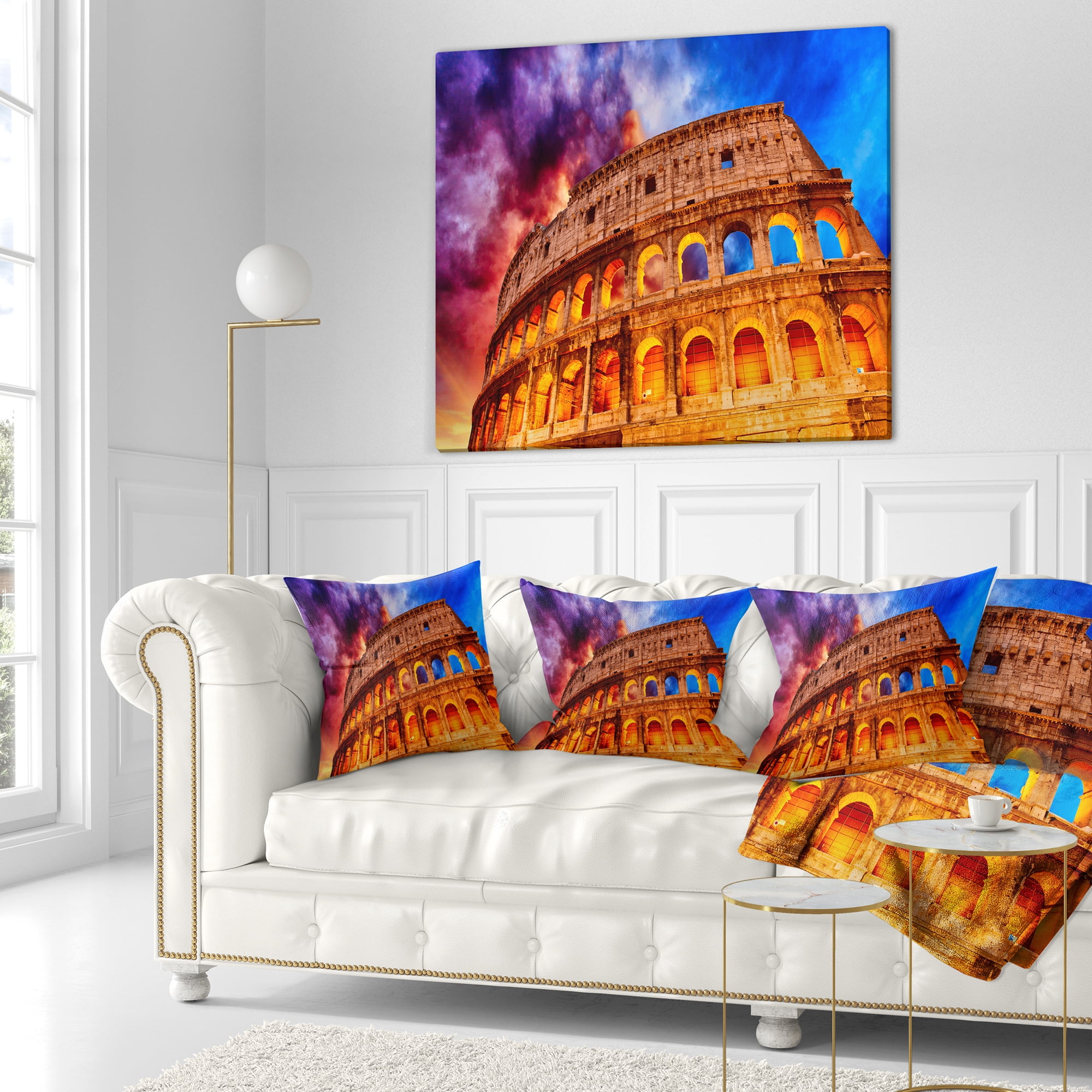 Designart Colosseum Rome Italy - Monumental Photo Throw Pillow - 16x16