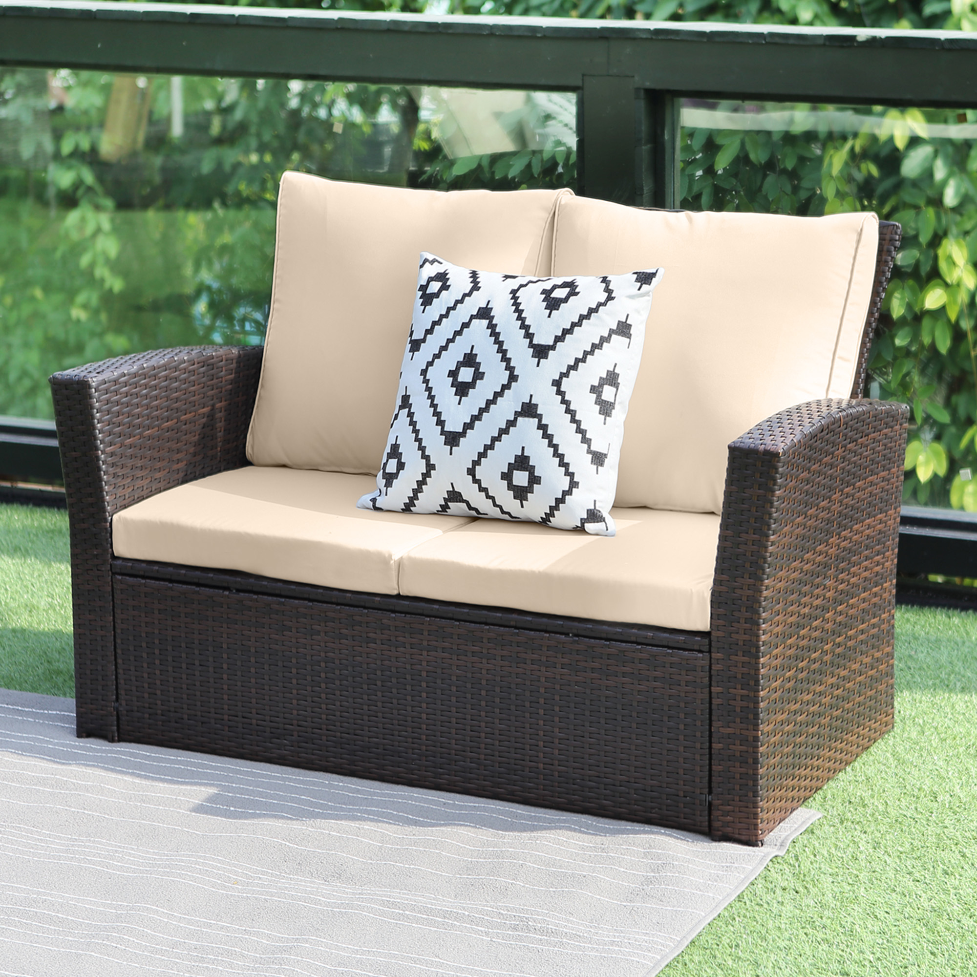 Heynemo 4 Seater Outdoor Patio Furniture Set, Rattan Wicker Patio Sectional Set with Coffee Table, Brown