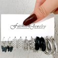 thumbnail image 1 of Juego de pendientes de Metal chapado en oro geométrico Vintage de 17KM para mujer, pendientes colgantes de perlas Punk, pendientes de tendencia 2022, regalo de joyería Tan Jianjun unisex, 1 of 2