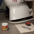 thumbnail image 4 of Flex Seal Power Putty Waterproof Rubber Sealant, Moldable, Fills Cracks & Holes, Works Underwater, White, 16 Oz, 4 of 8