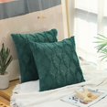 thumbnail image 1 of Juego de 2 fundas de almohada decorativas de color verde oscuro, cojines decorativos para sofá de granja, fundas de almohada de lana de felpa suave con conchas bohemias para dormitorio navid, 1 of 3