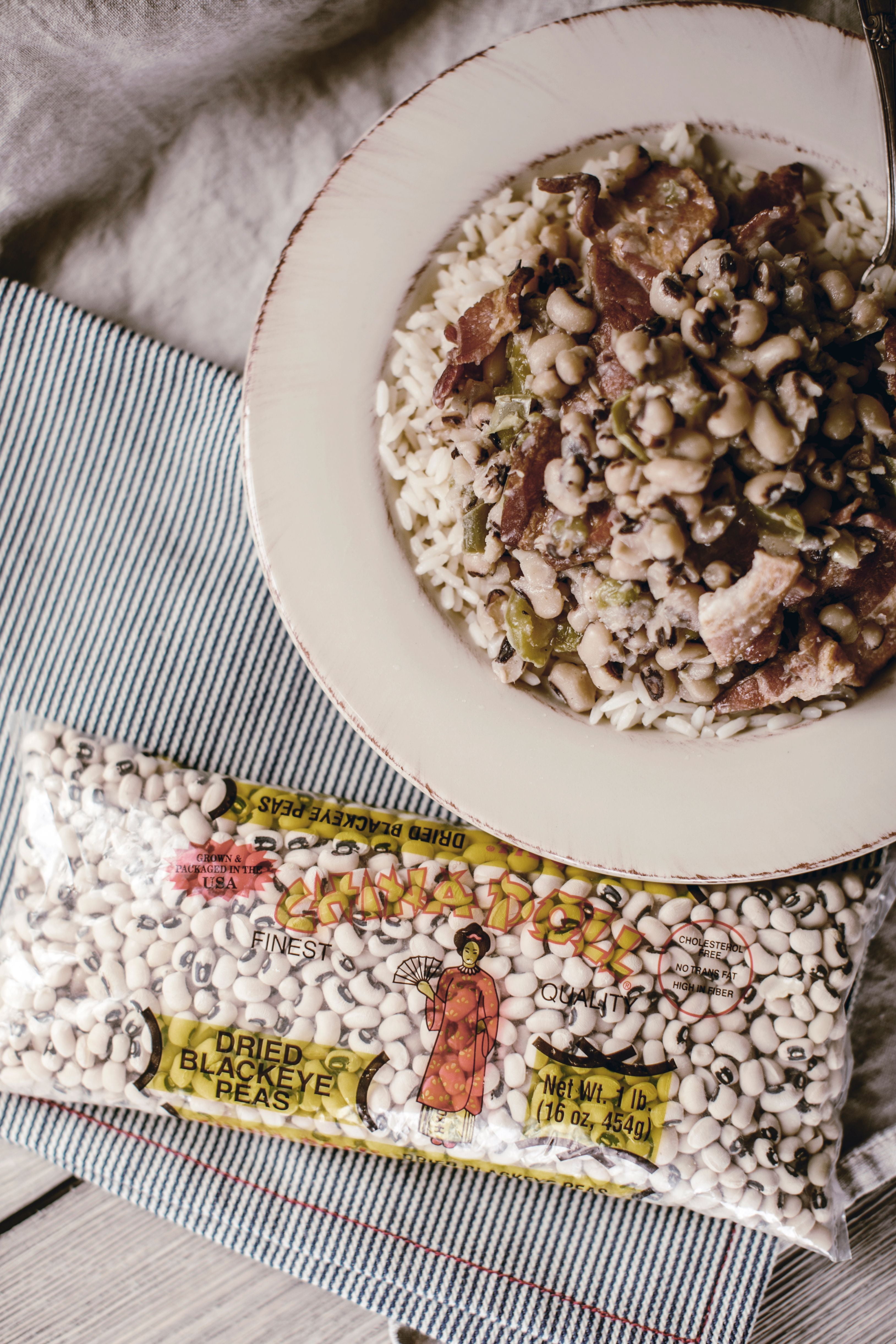 China Doll Uncooked Blackeye Dried Peas, 16 oz Bag, Raw