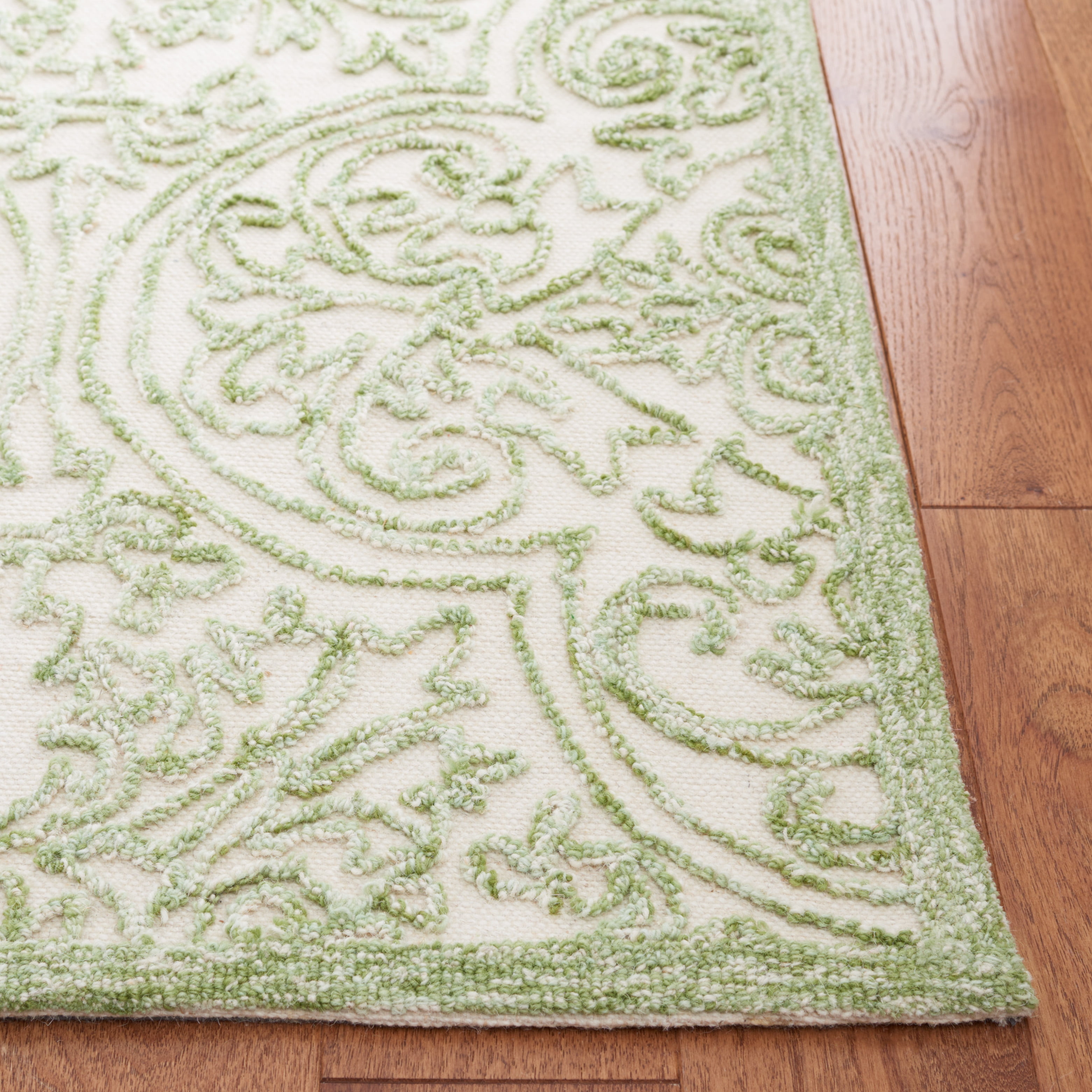 SAFAVIEH Martha Stewart Trace Floral Runner Rug, Ivory/Green, 2'3" x 8'